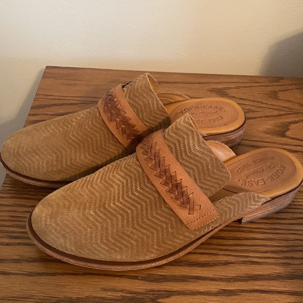 Women’s Kork-Ease Mabie Mules Shoes, sz 9, Brown, Suede
